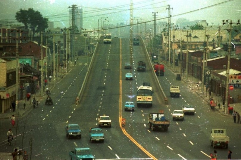 1970년대 영등포 문래고가차도 전경(이미지 출처 : 서울사진아카이브)